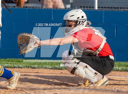 Thumbnail 3 in New Palestine @ Greenfield-Central photogallery.