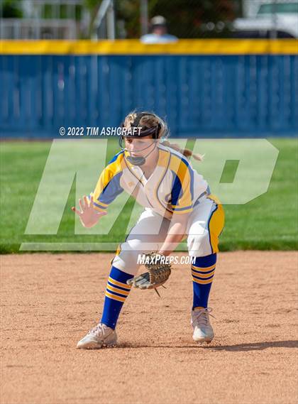 Thumbnail 3 in New Palestine @ Greenfield-Central photogallery.