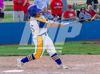 Thumbnail 3 in New Palestine @ Greenfield-Central photogallery.