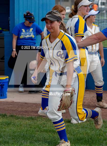 Thumbnail 3 in New Palestine @ Greenfield-Central photogallery.