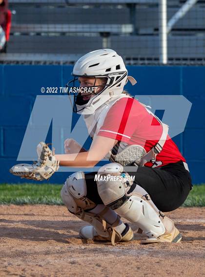 Thumbnail 3 in New Palestine @ Greenfield-Central photogallery.