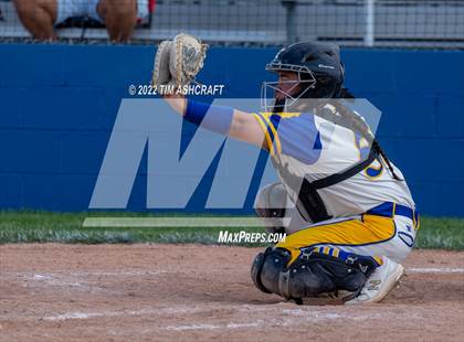 Thumbnail 3 in New Palestine @ Greenfield-Central photogallery.