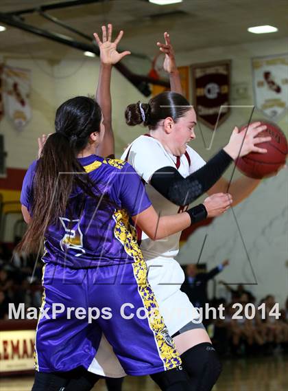 Thumbnail 3 in Lynwood vs. Alemany (CIF SS Open Division Playoff) photogallery.