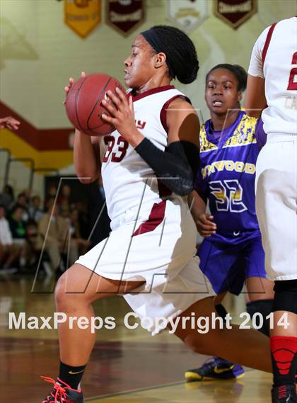 Thumbnail 2 in Lynwood vs. Alemany (CIF SS Open Division Playoff) photogallery.