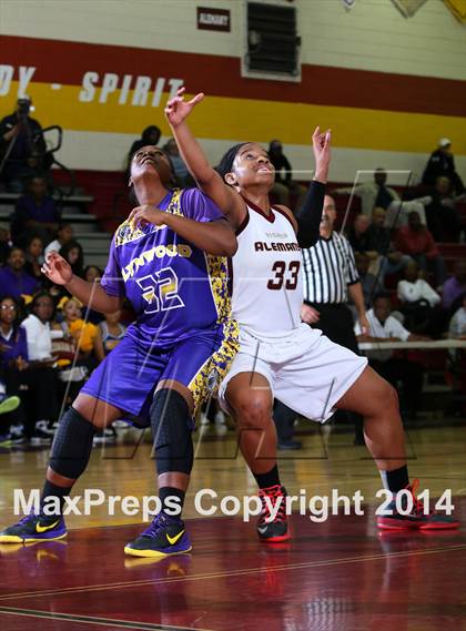 Thumbnail 2 in Lynwood vs. Alemany (CIF SS Open Division Playoff) photogallery.