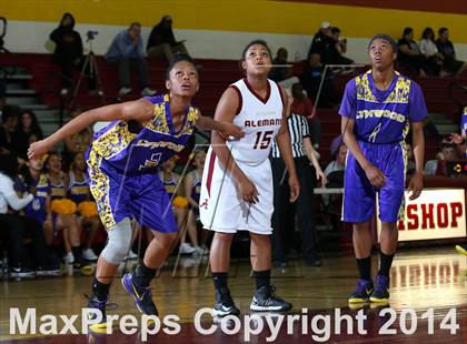 Thumbnail 2 in Lynwood vs. Alemany (CIF SS Open Division Playoff) photogallery.