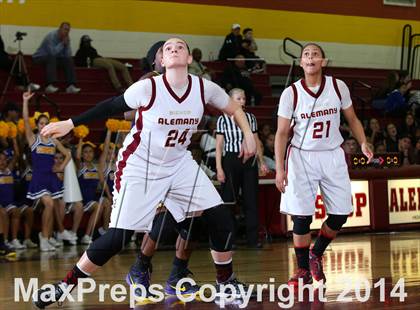 Thumbnail 1 in Lynwood vs. Alemany (CIF SS Open Division Playoff) photogallery.