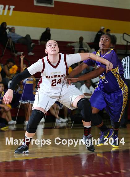 Thumbnail 1 in Lynwood vs. Alemany (CIF SS Open Division Playoff) photogallery.