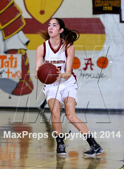 Thumbnail 1 in Lynwood vs. Alemany (CIF SS Open Division Playoff) photogallery.