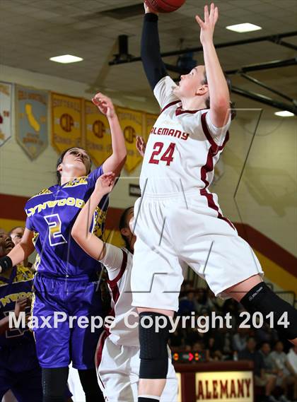 Thumbnail 3 in Lynwood vs. Alemany (CIF SS Open Division Playoff) photogallery.