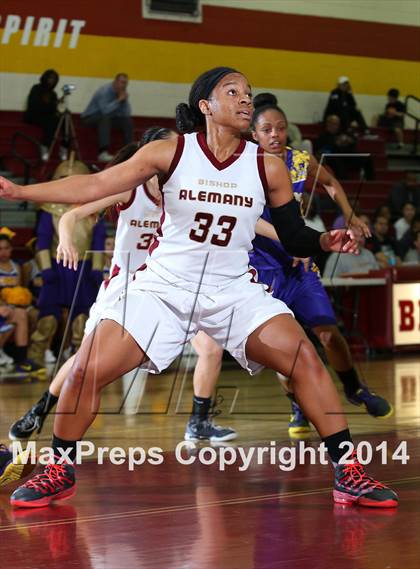 Thumbnail 1 in Lynwood vs. Alemany (CIF SS Open Division Playoff) photogallery.