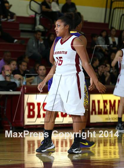 Thumbnail 3 in Lynwood vs. Alemany (CIF SS Open Division Playoff) photogallery.