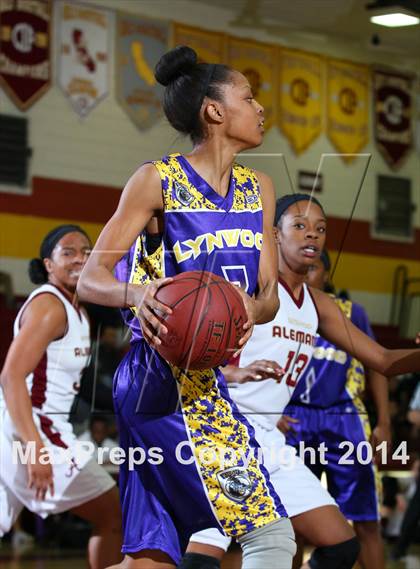 Thumbnail 3 in Lynwood vs. Alemany (CIF SS Open Division Playoff) photogallery.