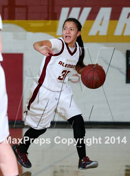 Thumbnail 3 in Lynwood vs. Alemany (CIF SS Open Division Playoff) photogallery.
