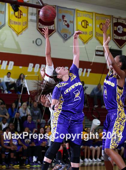 Thumbnail 2 in Lynwood vs. Alemany (CIF SS Open Division Playoff) photogallery.