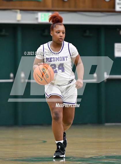 Thumbnail 2 in Cathedral Catholic vs. Piedmont (St. Mary's Stockton MLK Showcase) photogallery.