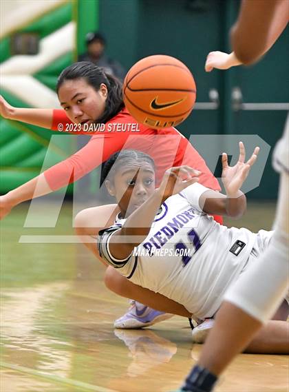 Thumbnail 3 in Cathedral Catholic vs. Piedmont (St. Mary's Stockton MLK Showcase) photogallery.