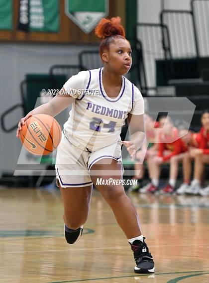 Thumbnail 3 in Cathedral Catholic vs. Piedmont (St. Mary's Stockton MLK Showcase) photogallery.