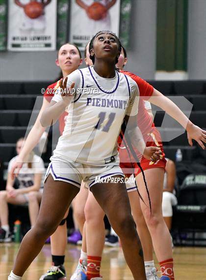 Thumbnail 2 in Cathedral Catholic vs. Piedmont (St. Mary's Stockton MLK Showcase) photogallery.