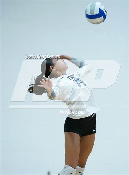 Thumbnail 1 in Troy vs Berkley (Detroit Country Day Quad) photogallery.