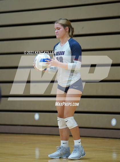 Thumbnail 3 in Troy vs Berkley (Detroit Country Day Quad) photogallery.