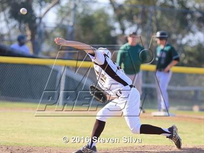 Thumbnail 3 in Coronado @ Serra photogallery.