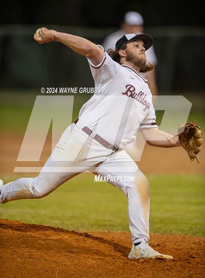 Thumbnail 2 in Harleton vs. Jefferson photogallery.