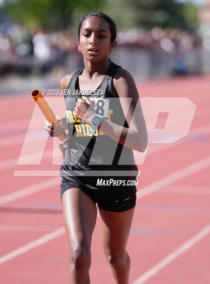 Thumbnail 3 in CHSAA Final 3A (4x800 Relay) photogallery.