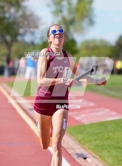Thumbnail 3 in CHSAA Final 3A (4x800 Relay) photogallery.