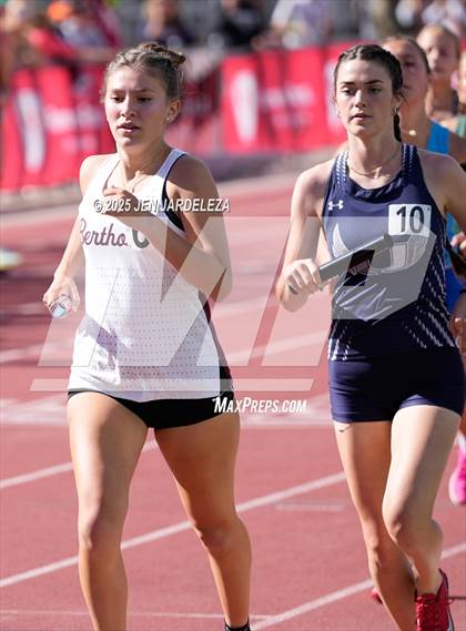 Thumbnail 2 in CHSAA Final 3A (4x800 Relay) photogallery.