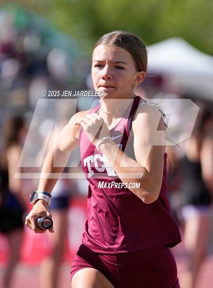 Thumbnail 2 in CHSAA Final 3A (4x800 Relay) photogallery.