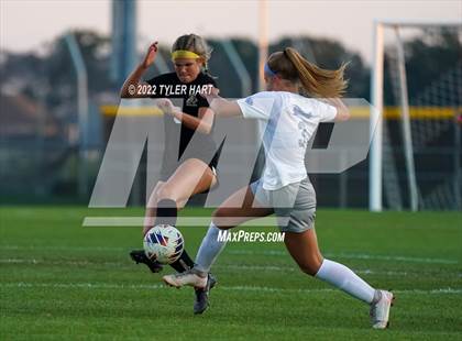 Thumbnail 3 in Hamilton Southeastern @ Avon photogallery.