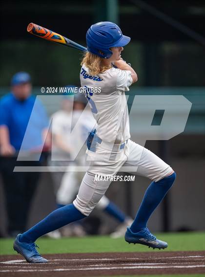 Thumbnail 3 in Harmony vs. Daingerfield (UIL 3A Area Playoff) photogallery.