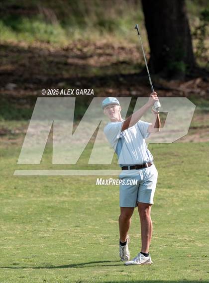 Thumbnail 2 in UIL Golf 1A Boys Final (Round 1) photogallery.