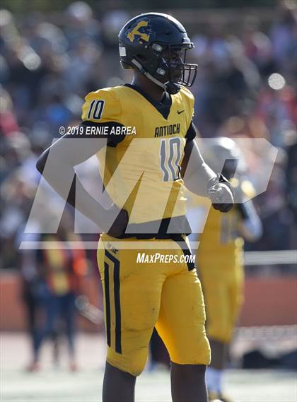 Thumbnail 2 in Antioch @ Pittsburg (101st Big Little Game) photogallery.