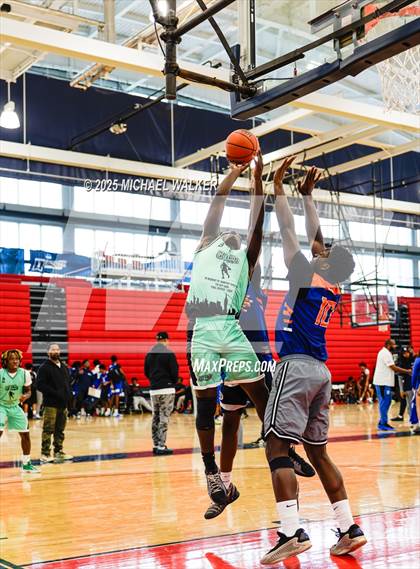 Thumbnail 3 in Cardozo Vs Campus Magnet (NYC Elite 32 Fall Brawl Tipoff) photogallery.