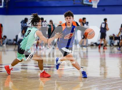 Thumbnail 1 in Cardozo Vs Campus Magnet (NYC Elite 32 Fall Brawl Tipoff) photogallery.