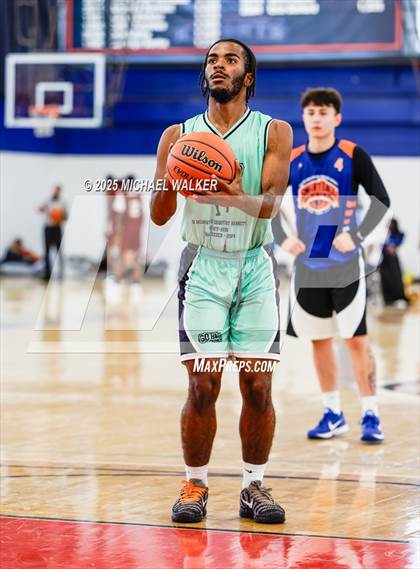 Thumbnail 2 in Cardozo Vs Campus Magnet (NYC Elite 32 Fall Brawl Tipoff) photogallery.