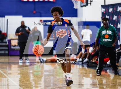 Thumbnail 3 in Cardozo Vs Campus Magnet (NYC Elite 32 Fall Brawl Tipoff) photogallery.