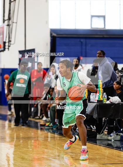 Thumbnail 3 in Cardozo Vs Campus Magnet (NYC Elite 32 Fall Brawl Tipoff) photogallery.