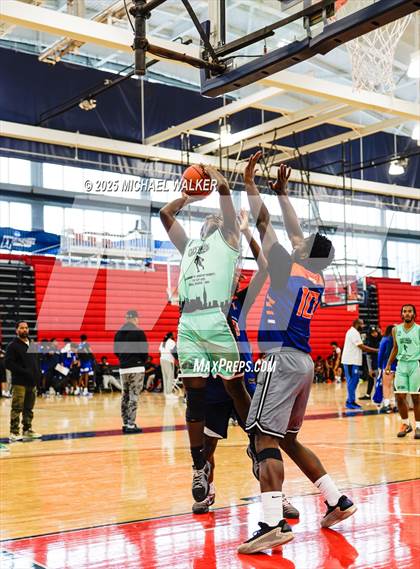 Thumbnail 2 in Cardozo Vs Campus Magnet (NYC Elite 32 Fall Brawl Tipoff) photogallery.