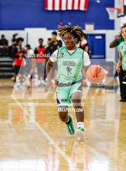 Thumbnail 3 in Cardozo Vs Campus Magnet (NYC Elite 32 Fall Brawl Tipoff) photogallery.