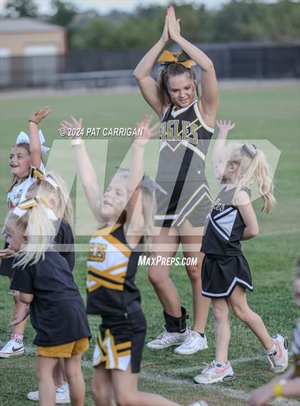 Thumbnail 3 in Goldthwaite photogallery.