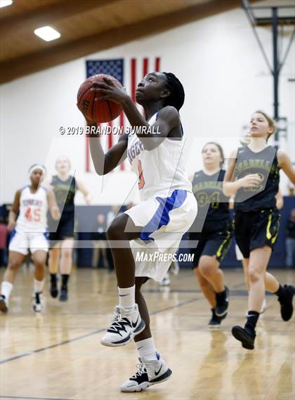 Thumbnail 2 in Chilton County vs. Isabella (Chilton County Tournament) photogallery.