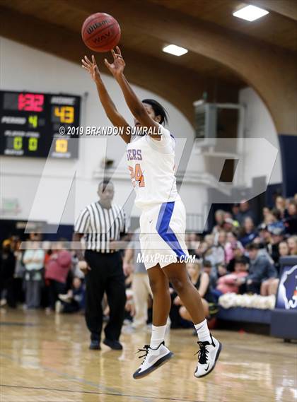 Thumbnail 1 in Chilton County vs. Isabella (Chilton County Tournament) photogallery.