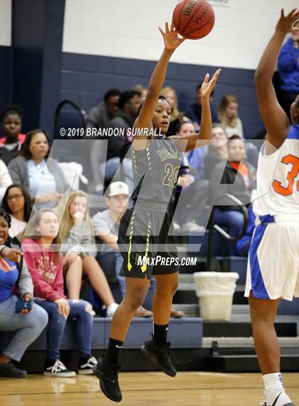 Thumbnail 3 in Chilton County vs. Isabella (Chilton County Tournament) photogallery.