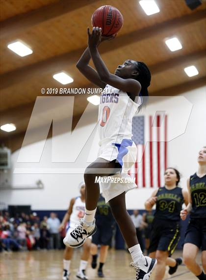 Thumbnail 3 in Chilton County vs. Isabella (Chilton County Tournament) photogallery.
