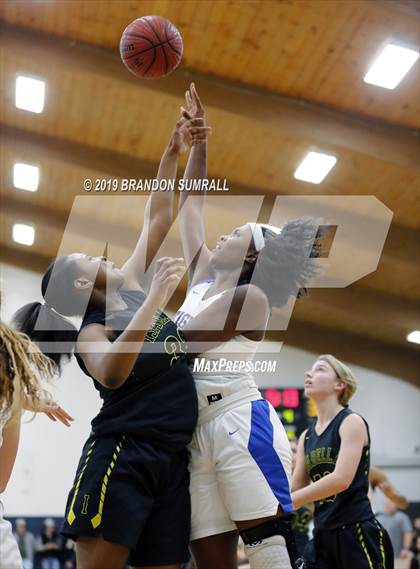 Thumbnail 1 in Chilton County vs. Isabella (Chilton County Tournament) photogallery.