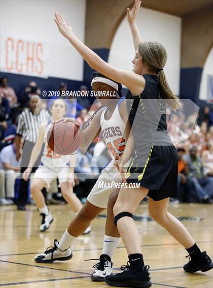 Thumbnail 2 in Chilton County vs. Isabella (Chilton County Tournament) photogallery.