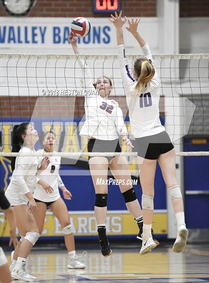 Thumbnail 3 in St. Margaret's vs. Carlsbad (Dave Mohs Tournament) photogallery.